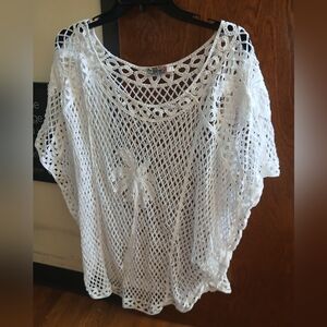 NWOT/ INDIA BOUTIQUE white crochet swim cover up